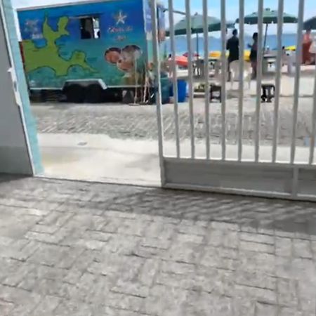 De Frente Para O Caribe Brasileiro. Arraial do Cabo Esterno foto